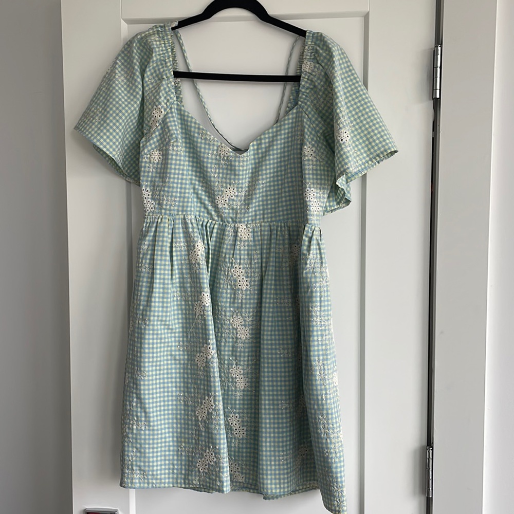 Cross Back Sleeved Gingham Green/Blue Dress with Embroidery, Size L